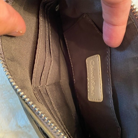 Calvin Klein wristlet - Picture 4 of 5